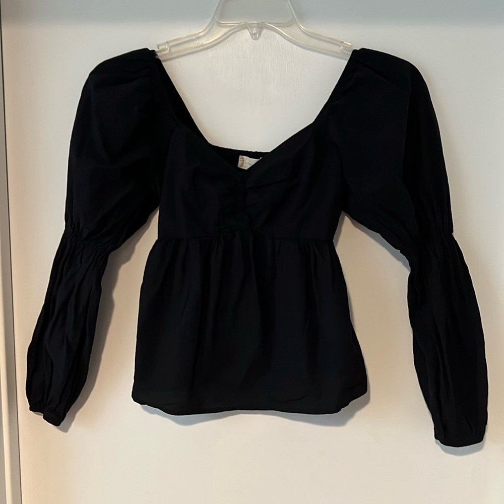 Altar’d State Babydoll Black Top Size XS Sweetheart Neckline Puff Sleeves